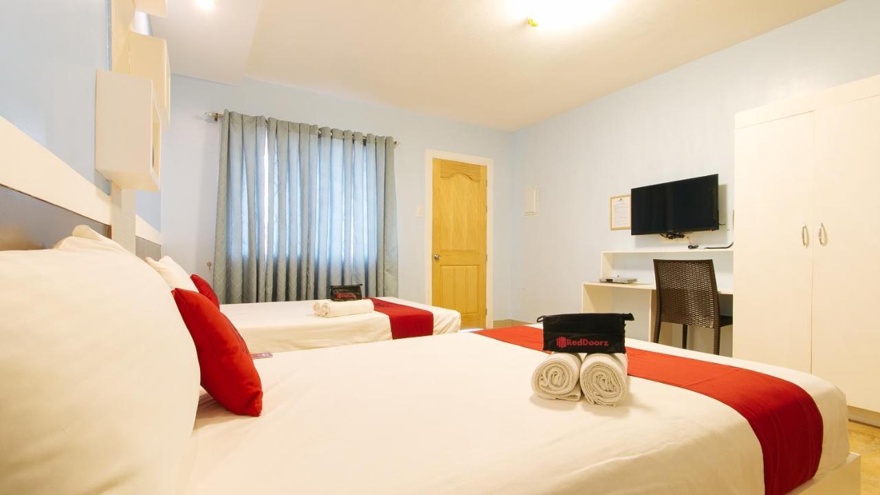 Reddoorz Plus Near Lapasan Plaza קגיאן דה אורו מראה חיצוני תמונה