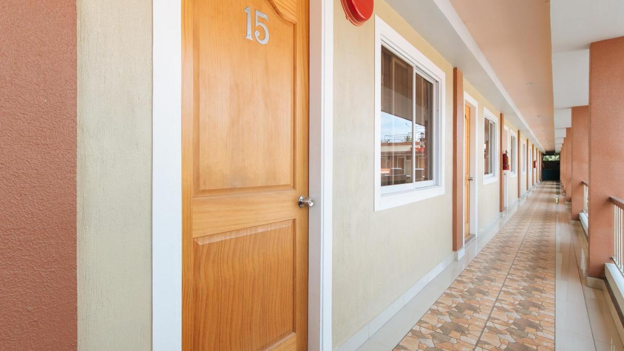 Reddoorz Plus Near Lapasan Plaza קגיאן דה אורו מראה חיצוני תמונה