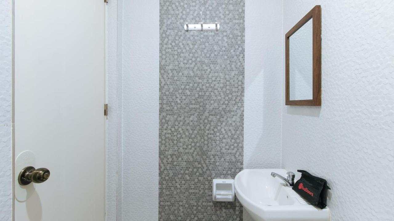 Reddoorz Plus Near Lapasan Plaza קגיאן דה אורו מראה חיצוני תמונה