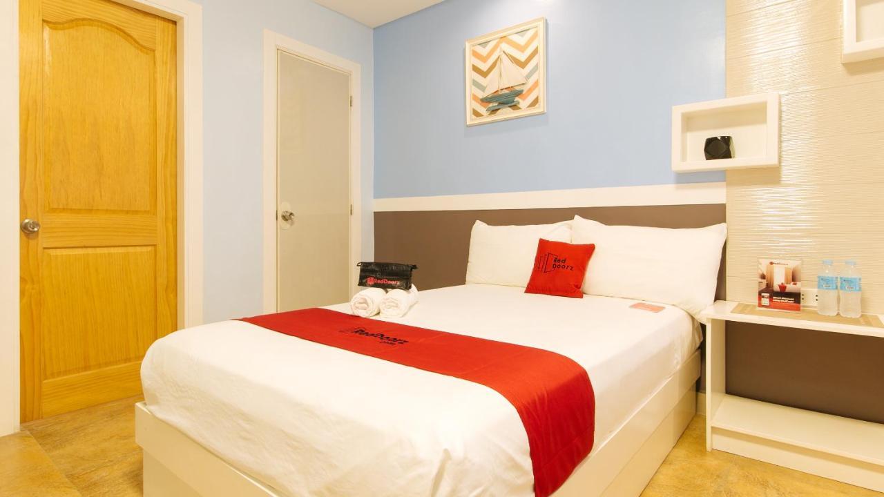 Reddoorz Plus Near Lapasan Plaza קגיאן דה אורו מראה חיצוני תמונה